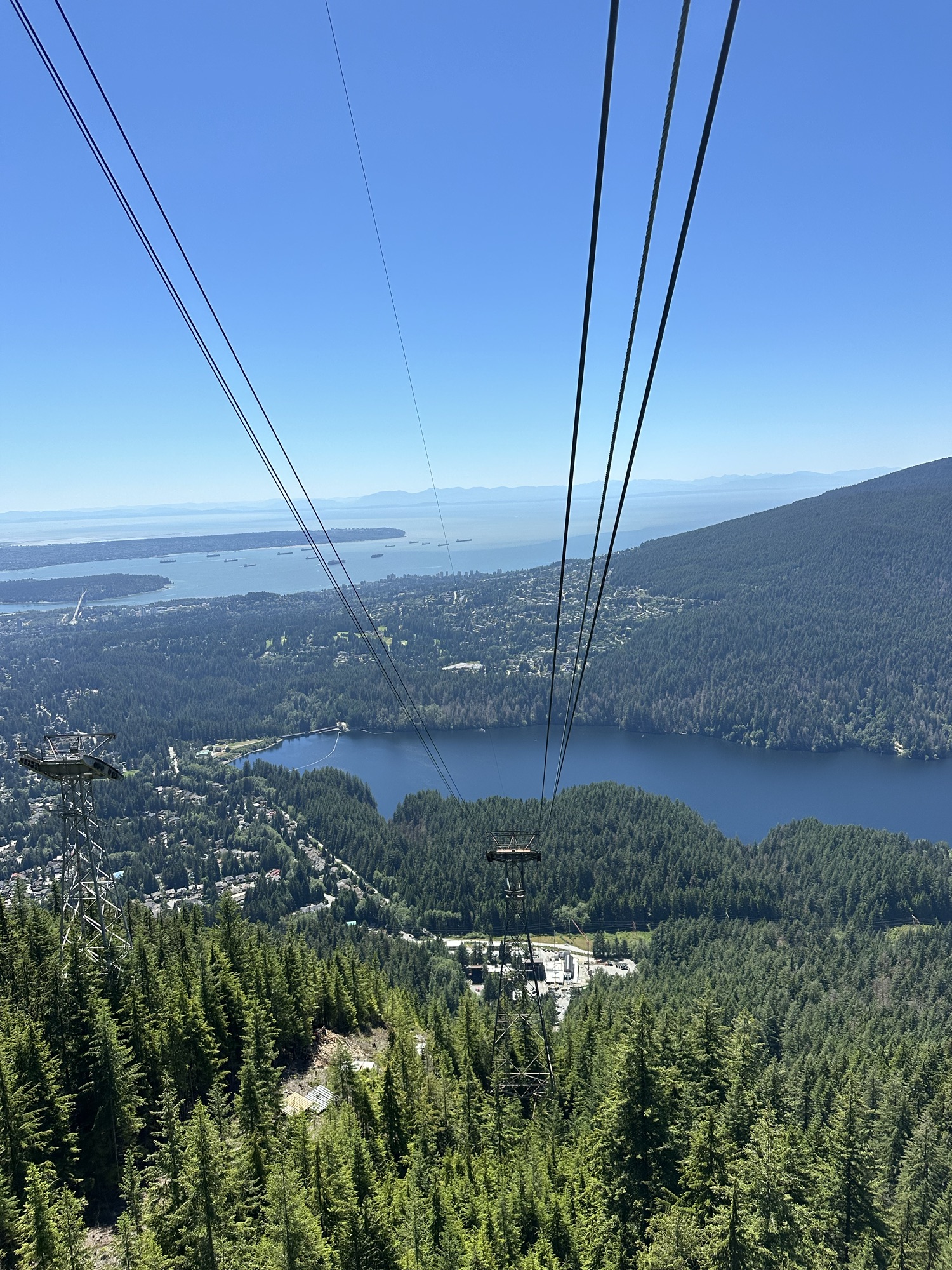 The view from the Grouse Mountain gondola. We can see North Vancouver, downtown Vancouver, the ocean, the island in the distance, etc.